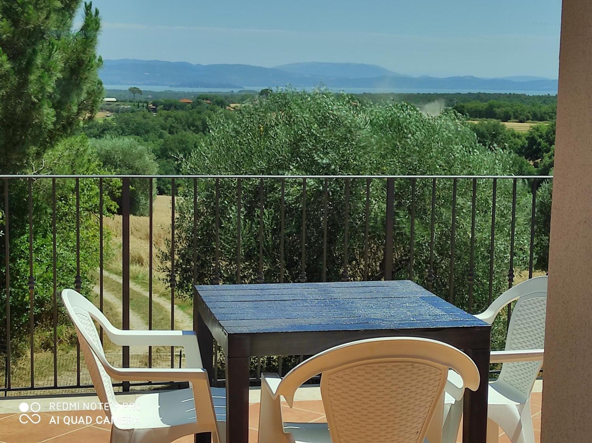 Casa Nuova Tra Umbria E Toscana Con Vista Lago Apartment Castiglione del Lago Exterior photo