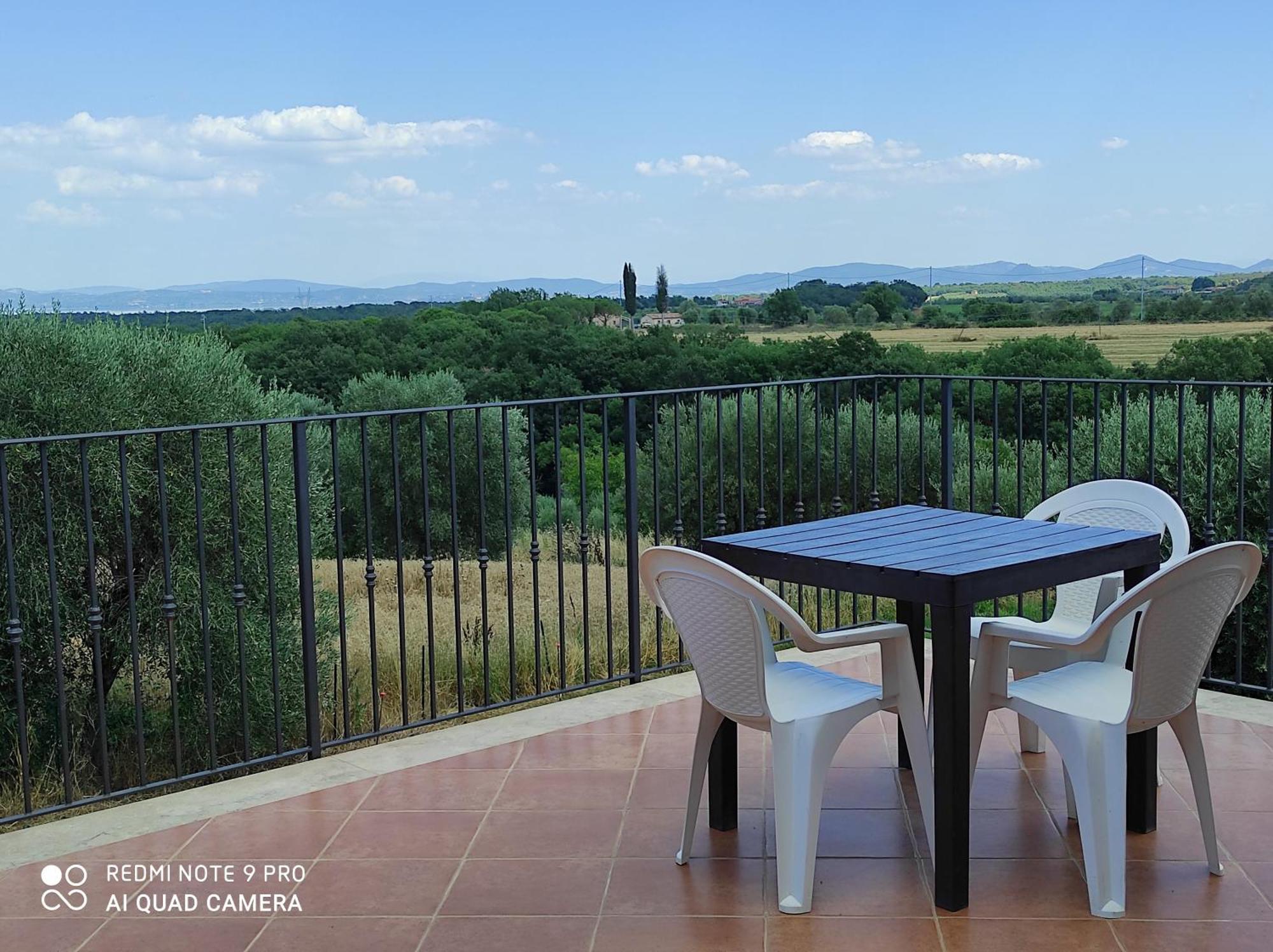 Casa Nuova Tra Umbria E Toscana Con Vista Lago Apartment Castiglione del Lago Exterior photo